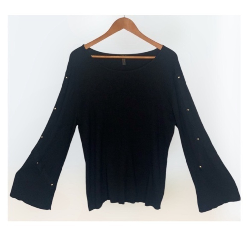 G.I.L.I. Black Ribbed Scoop Neck Long Wide Cuff Gold Stud Sleeves Sweater 1X